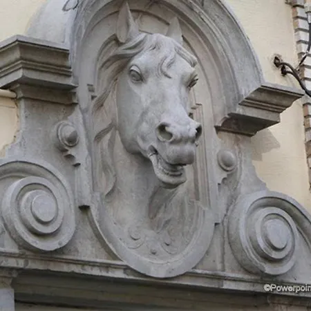 The 16th Century Horse Alley