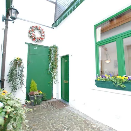 The 16th Century Horse Alley Apartamento *